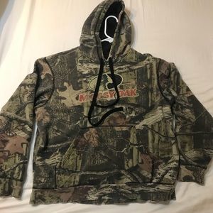 Mossy Oak hooded sweatshirt. Vintage